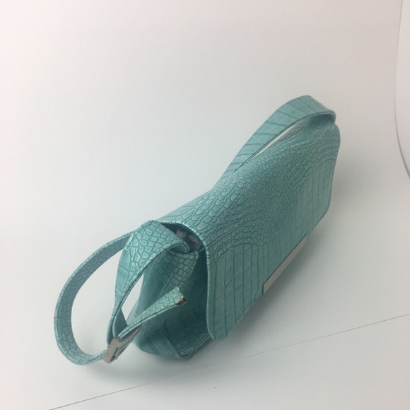 A Turquoise Dorothy Perkins Clutch - Picture 1 of 6